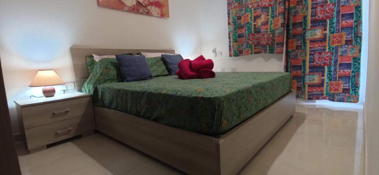One Bed Room Apartment With Terrace Marsaskala Kültér fotó