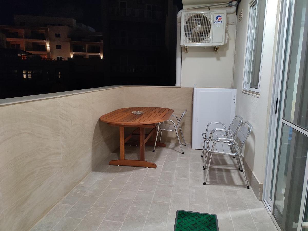 One Bed Room Apartment With Terrace Marsaskala Kültér fotó