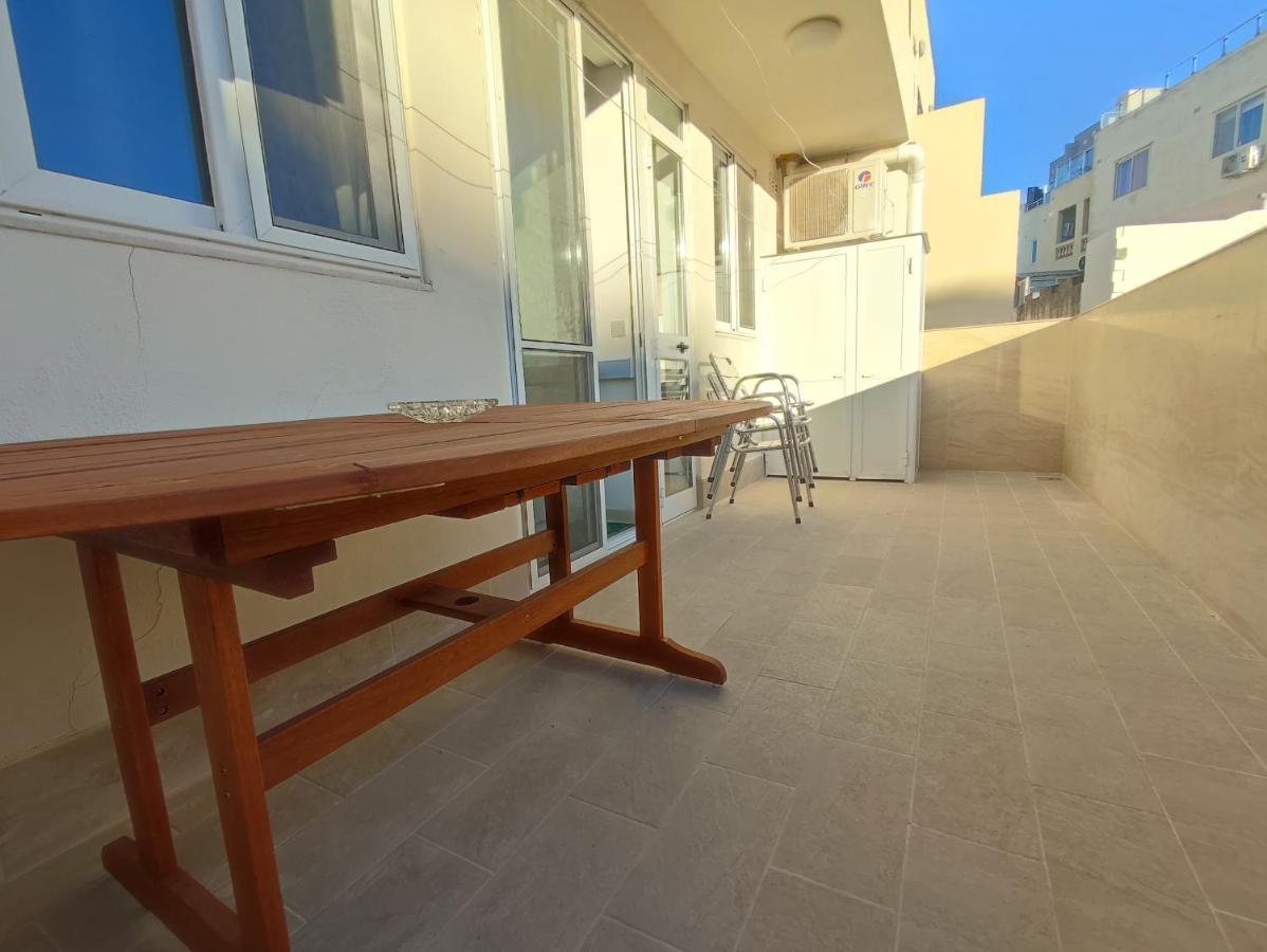 One Bed Room Apartment With Terrace Marsaskala Kültér fotó